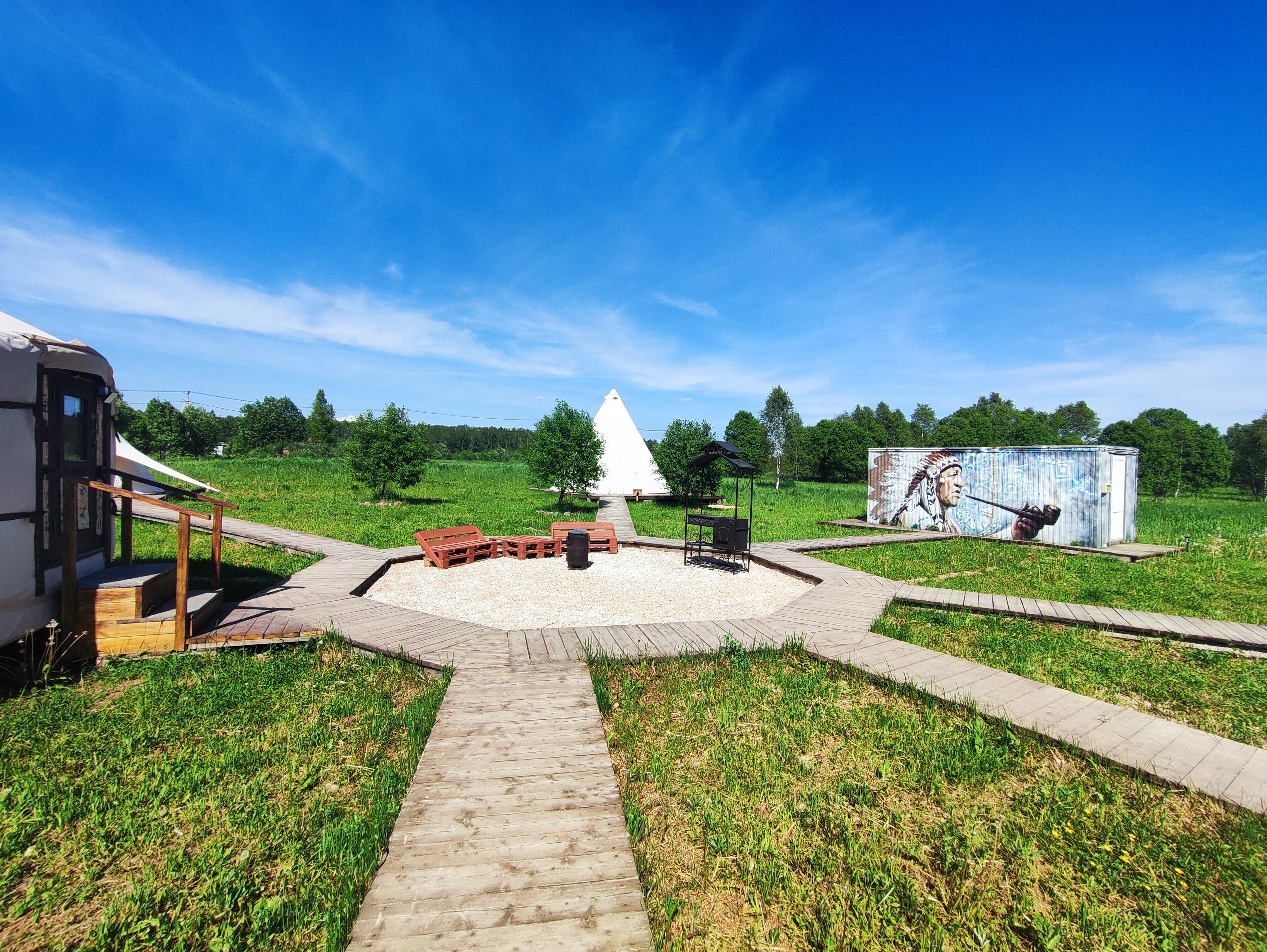 Фото Комьюнити Деревня