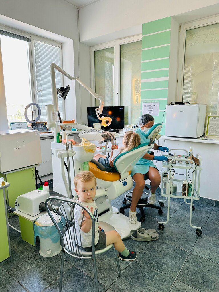 عيادات الأسنان Kalitamed Stomatologichesky kabinet Ip Kalita N. V. ، ، صورة