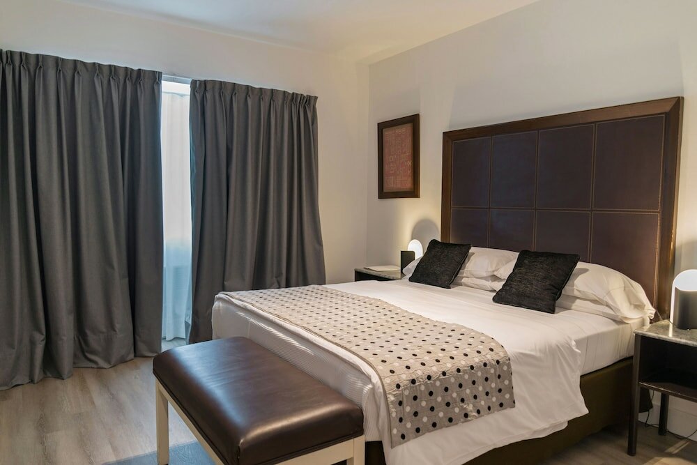 Фото Hotel Tolosa