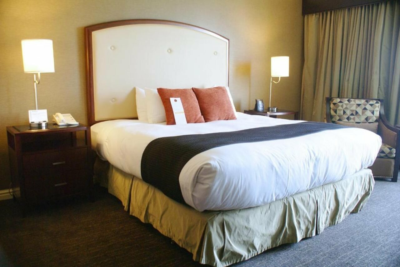 Фото Wyndham Grand Pittsburgh Downtown