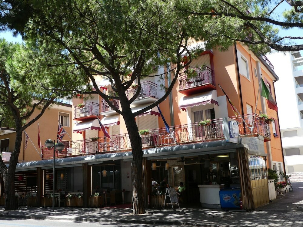 Фото Hotel Madison