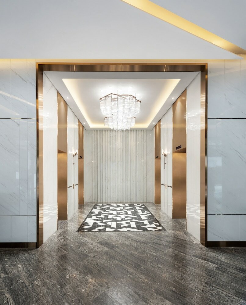 Фото Orchard Grand Court