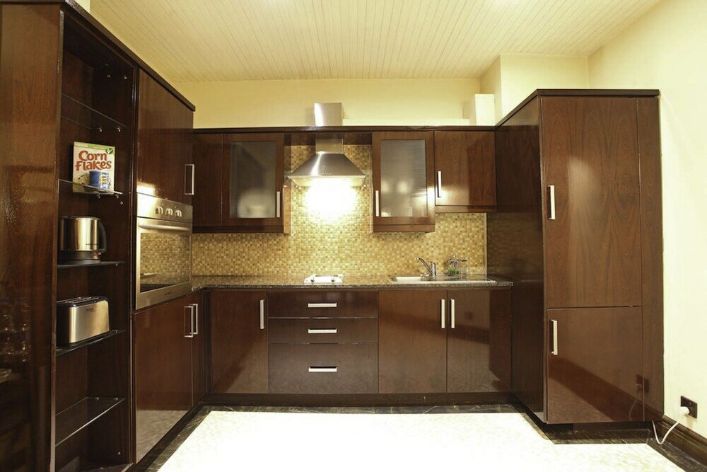 Фото Heritage Luxury Suites- All Suite hotel