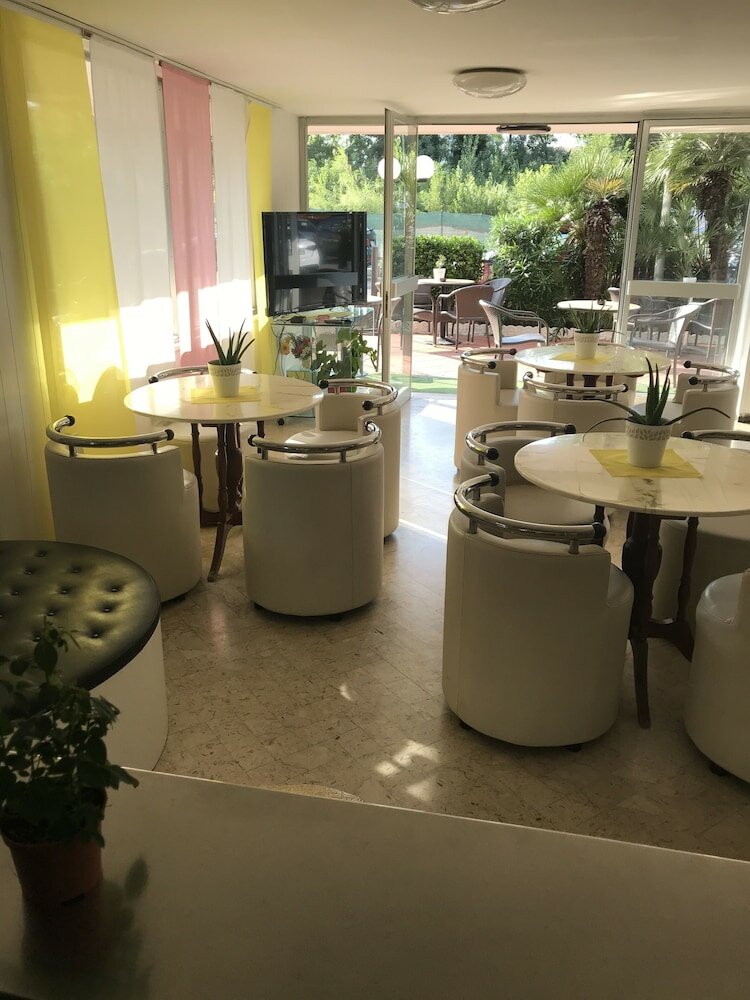 Фото Hotel Naica