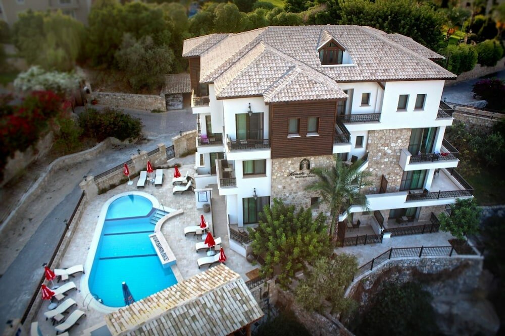 Фото отеля 2