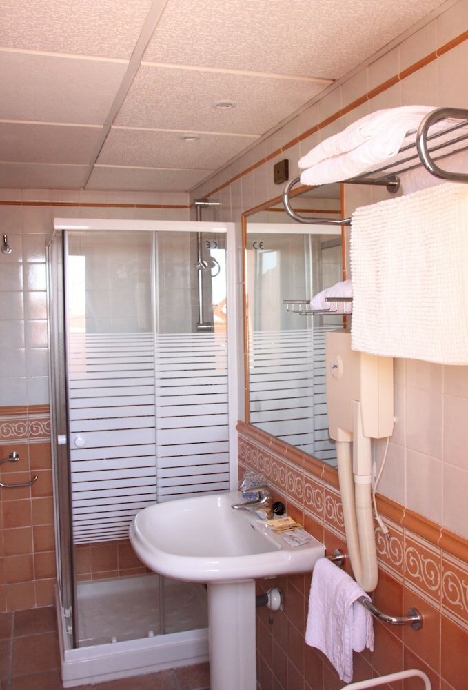 Фото Hotel Doña Catalina