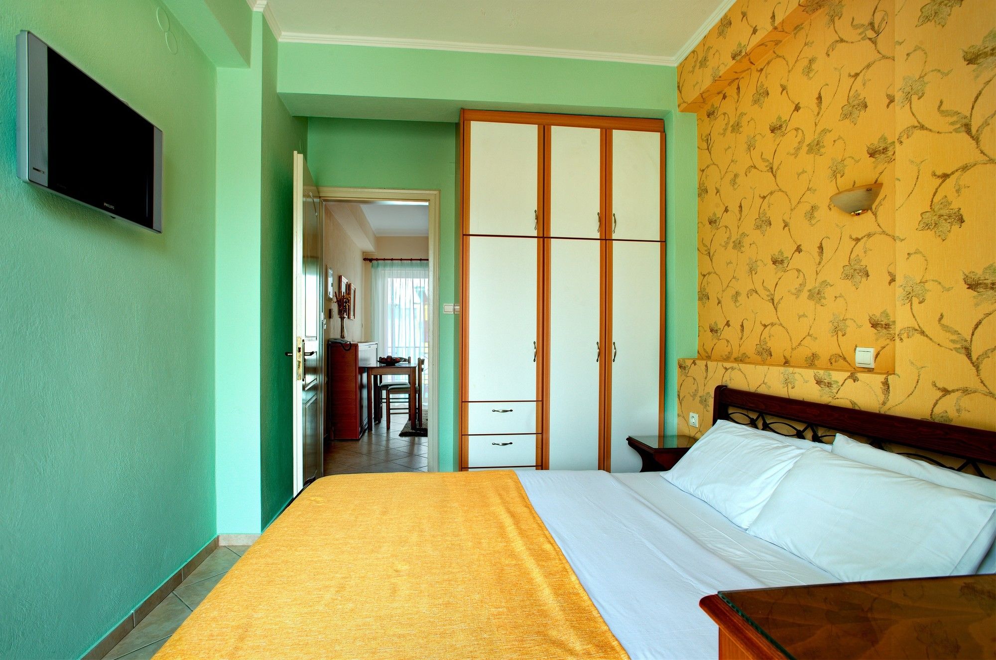 Фото Nantin Hotel Ioannina
