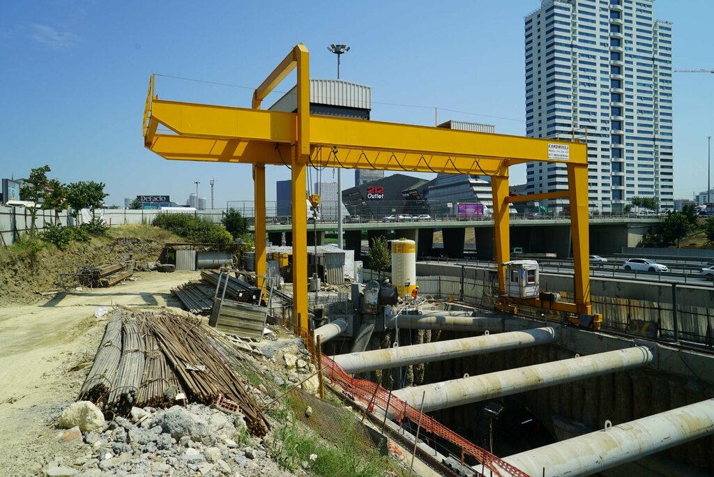 Lifting equipment Candiroglu Makina Vinc, Gebze, photo