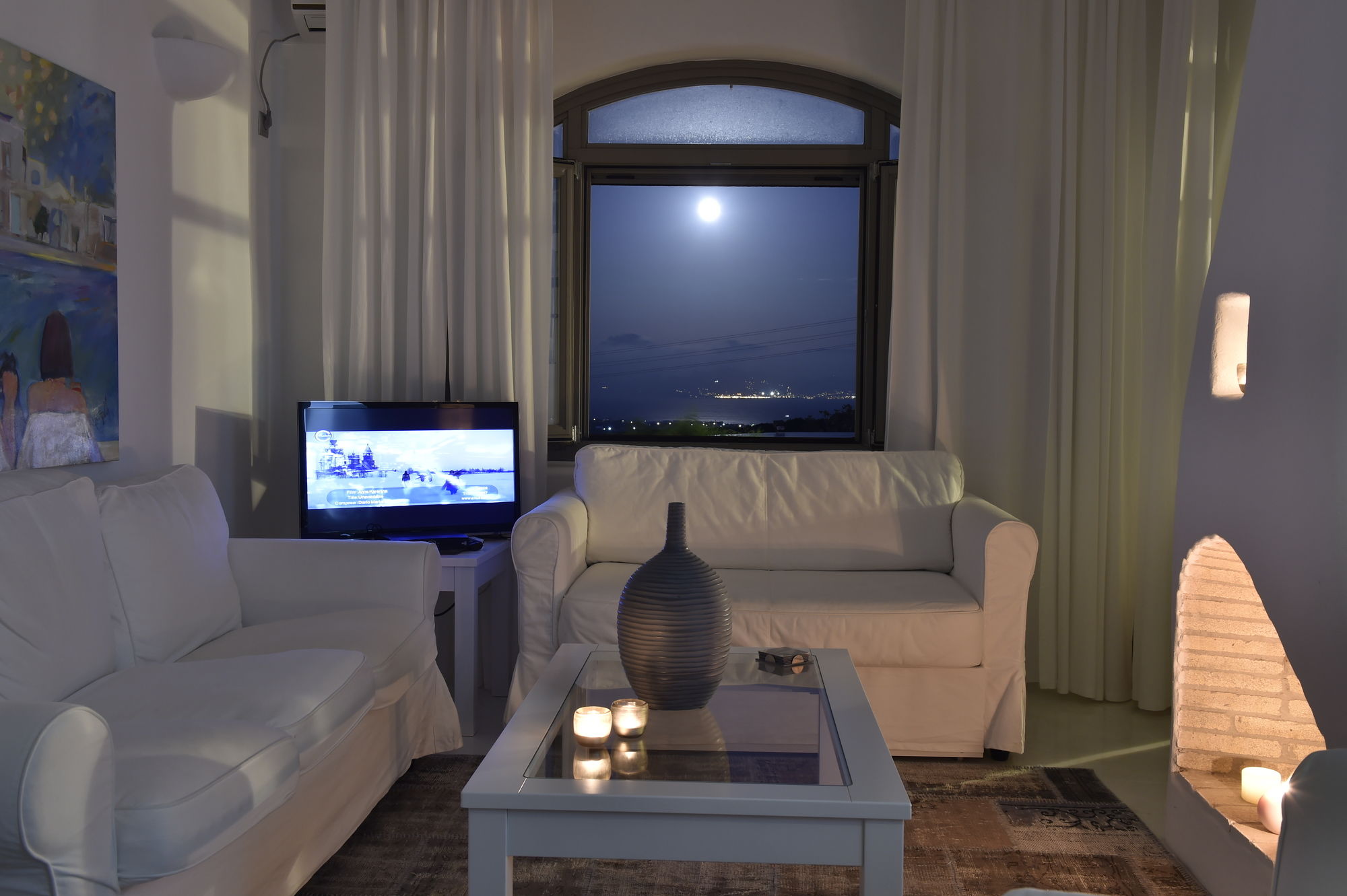 Фото Naoussa Hills Boutique Resort - Adults Only