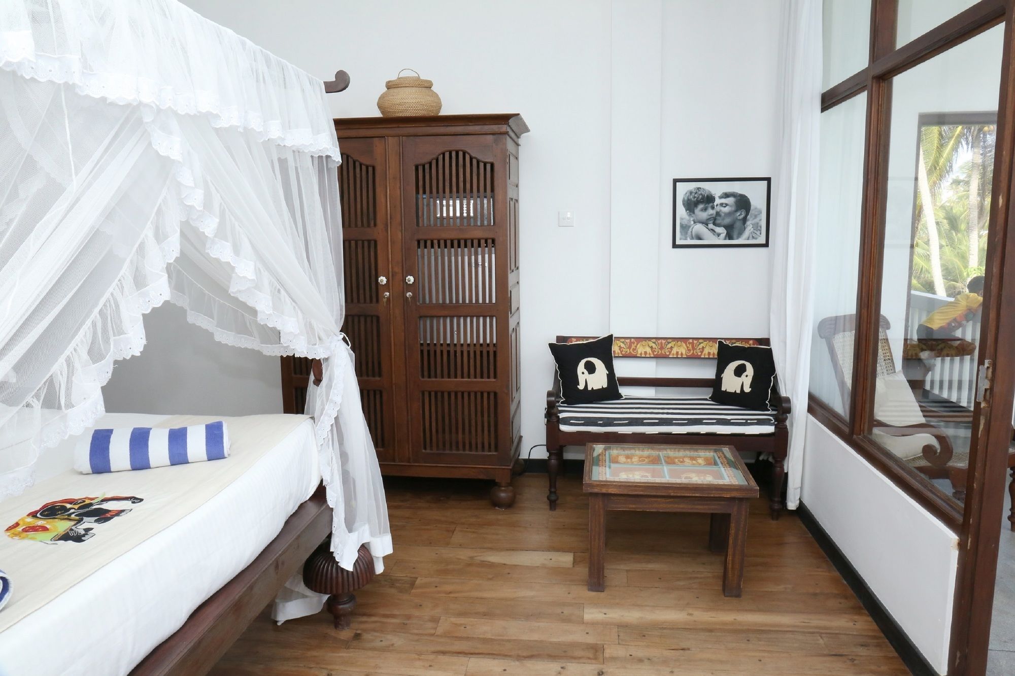 Фото Sea World Boutique Hotel