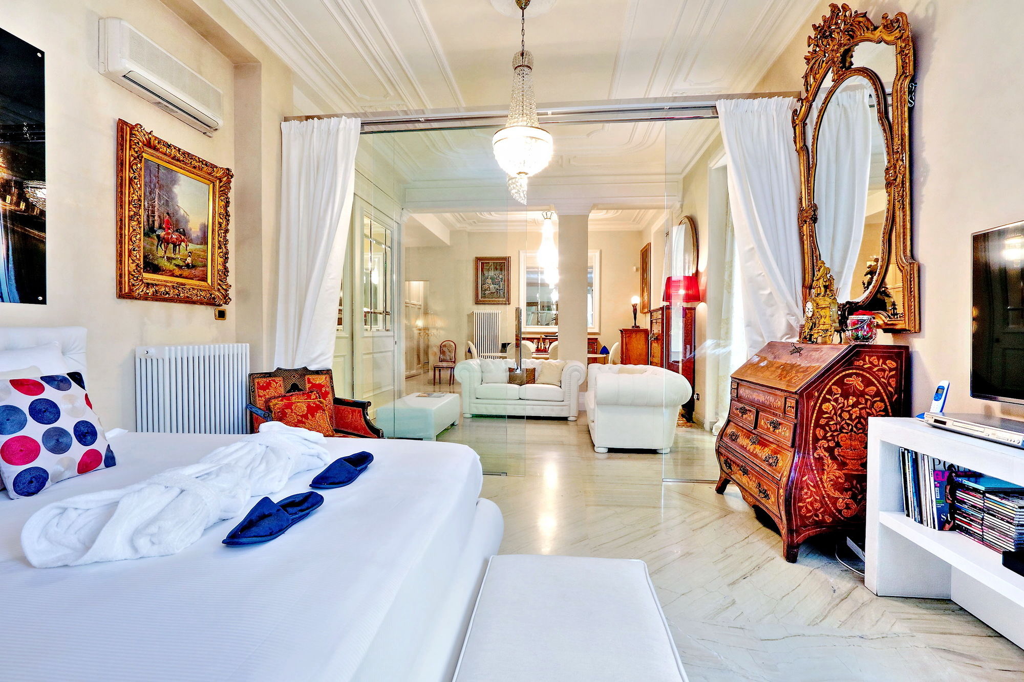Фото Sistina Twentythree Luxury Rooms