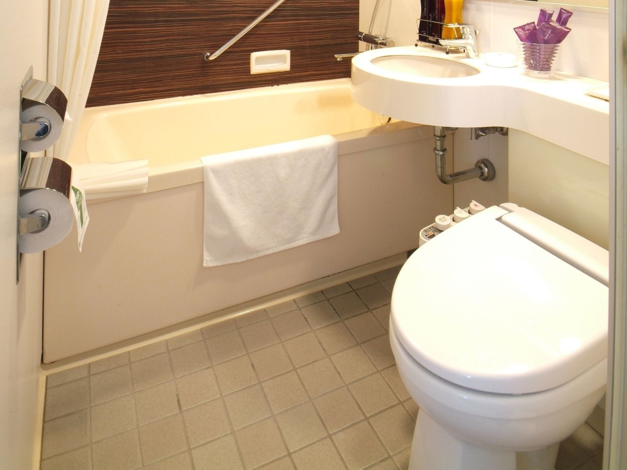 Фото Hotel Wbf Grande Hakodate