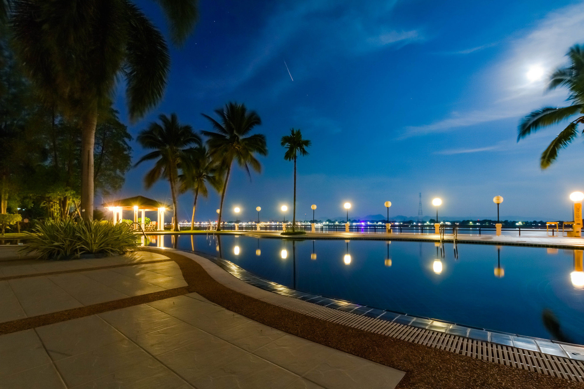 Фото Fortune River View Hotel Nakhon Phanom