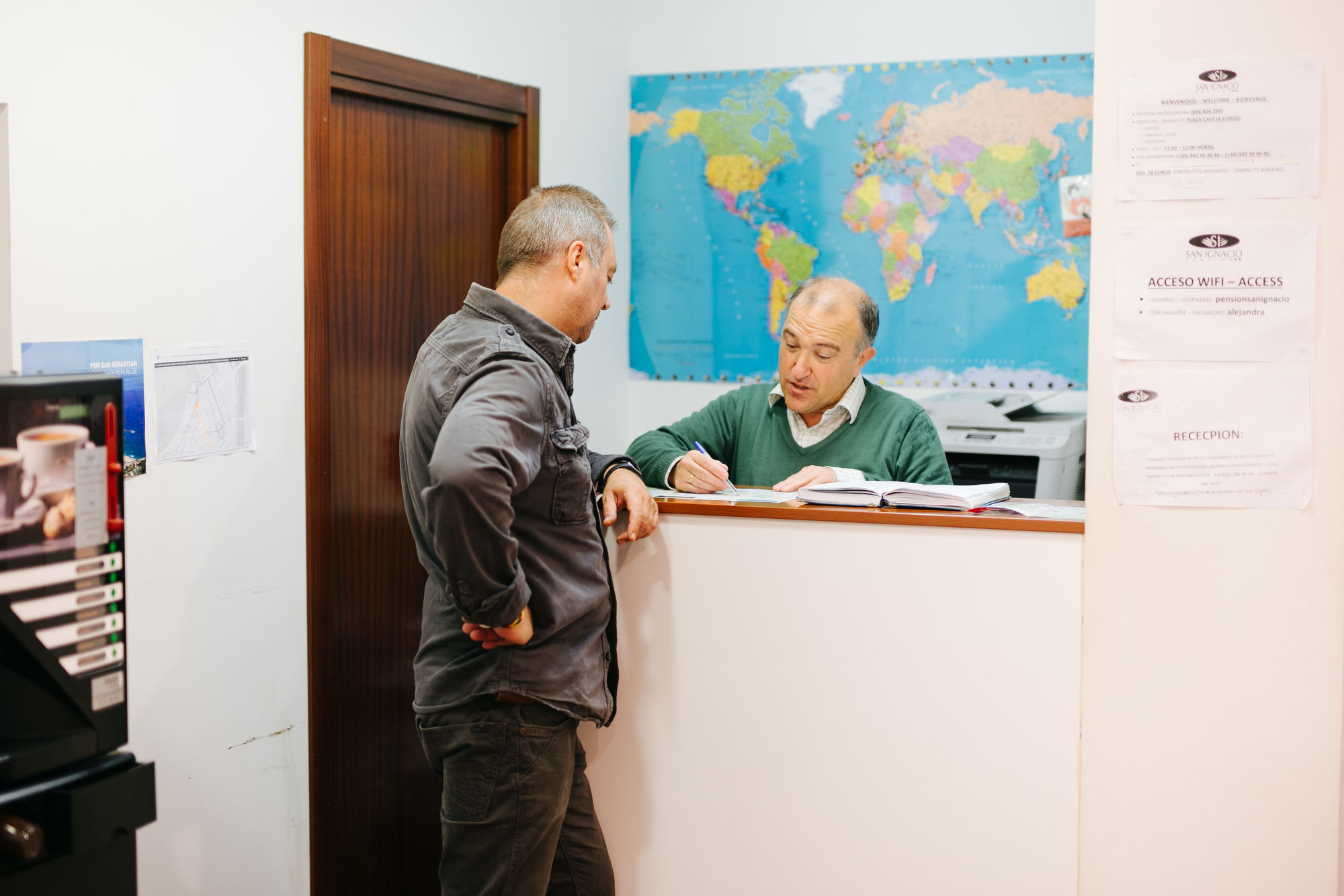 Фото Pensión San Ignacio Centro