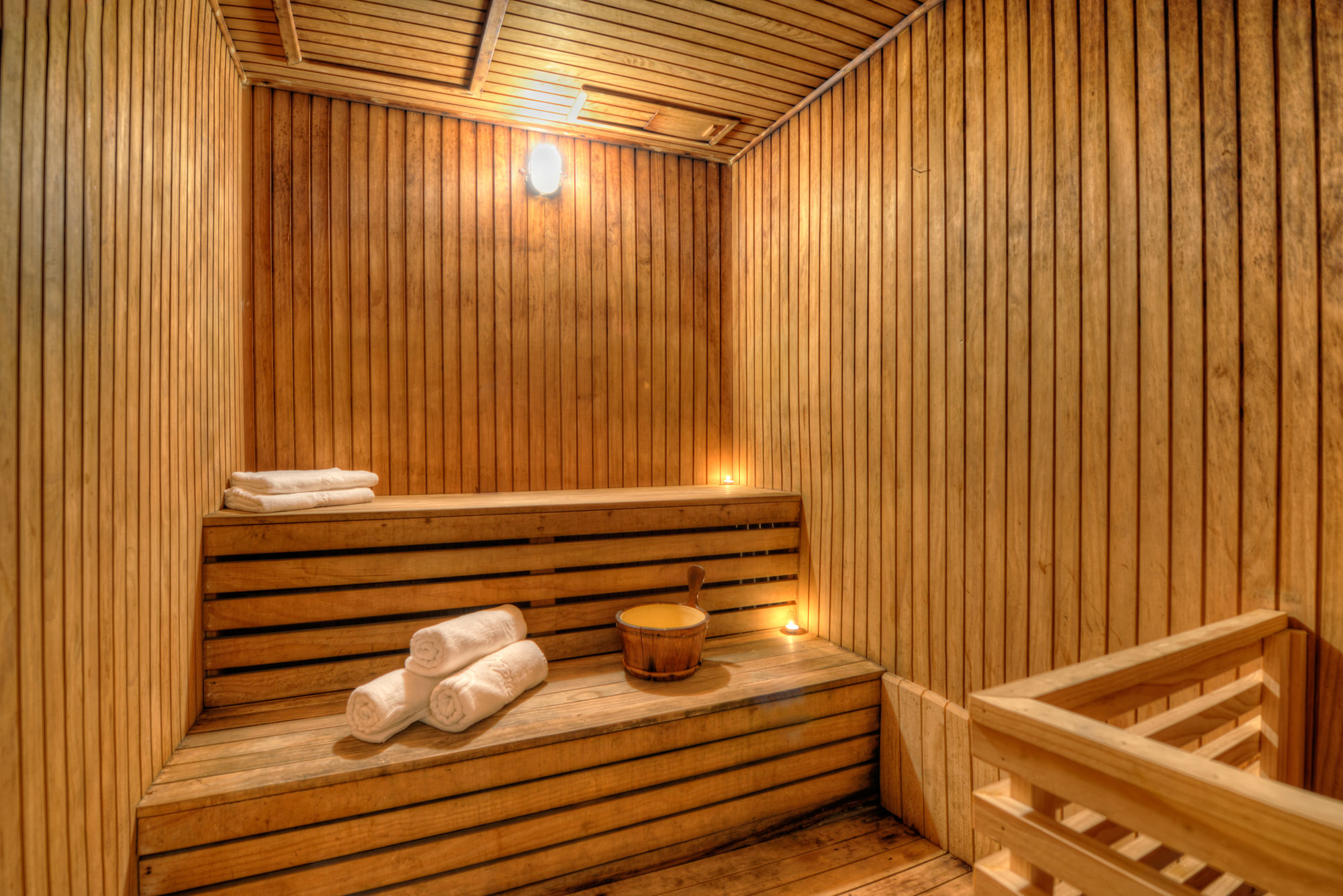 Фото Orchard Grand Court