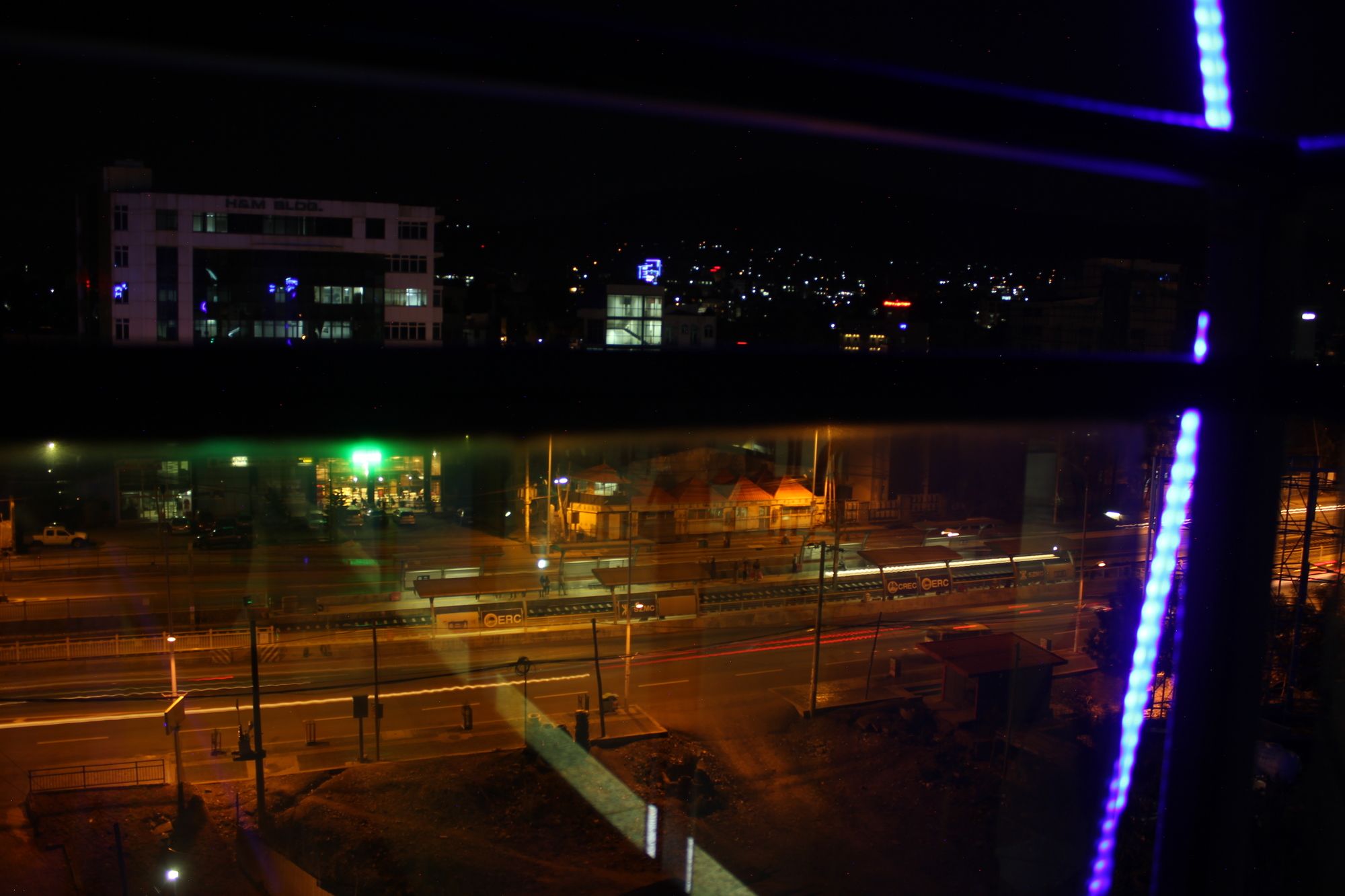 Фото Blue Birds International Hotel