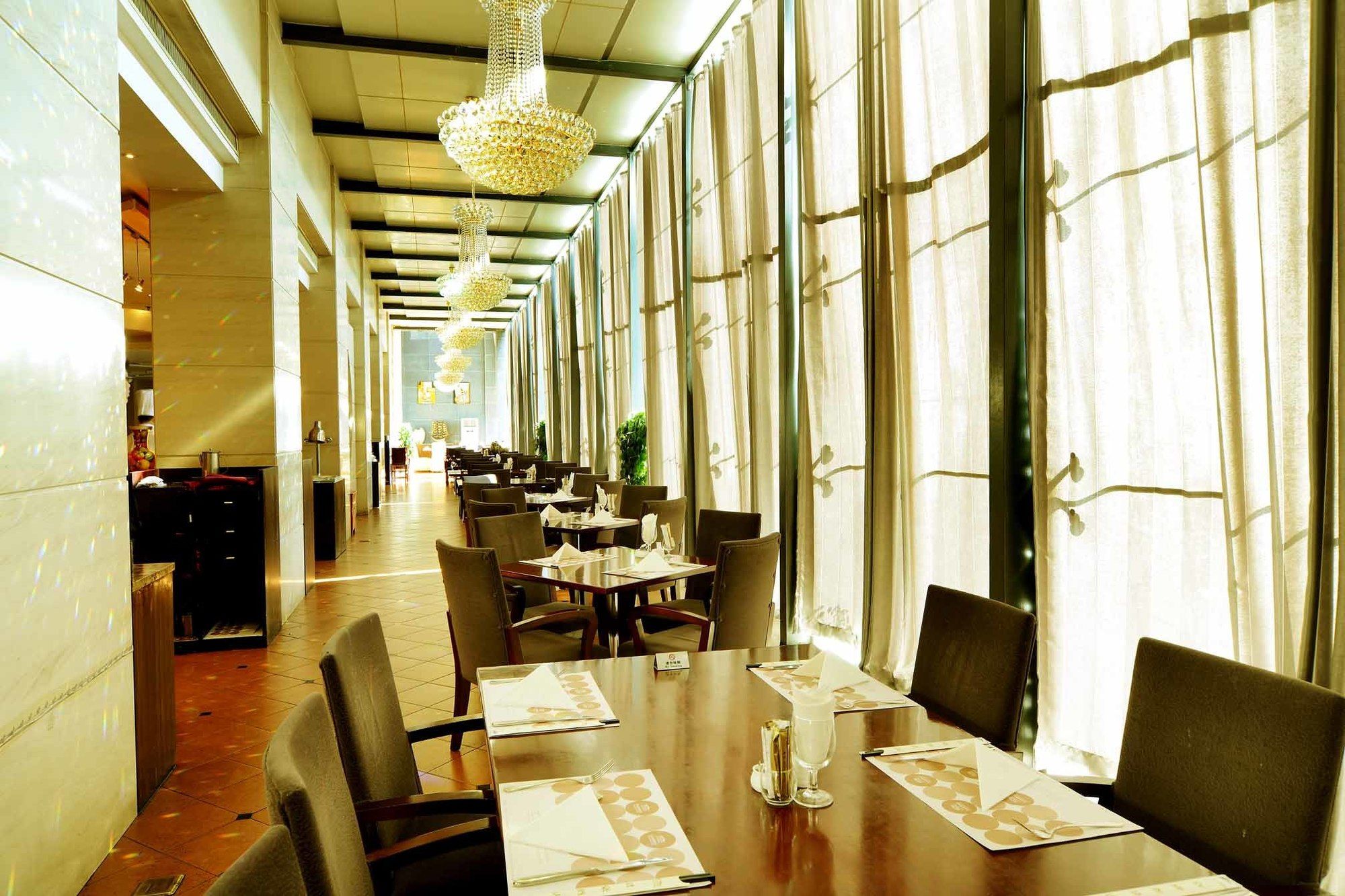 Фото Sovereign Hotel KunShan