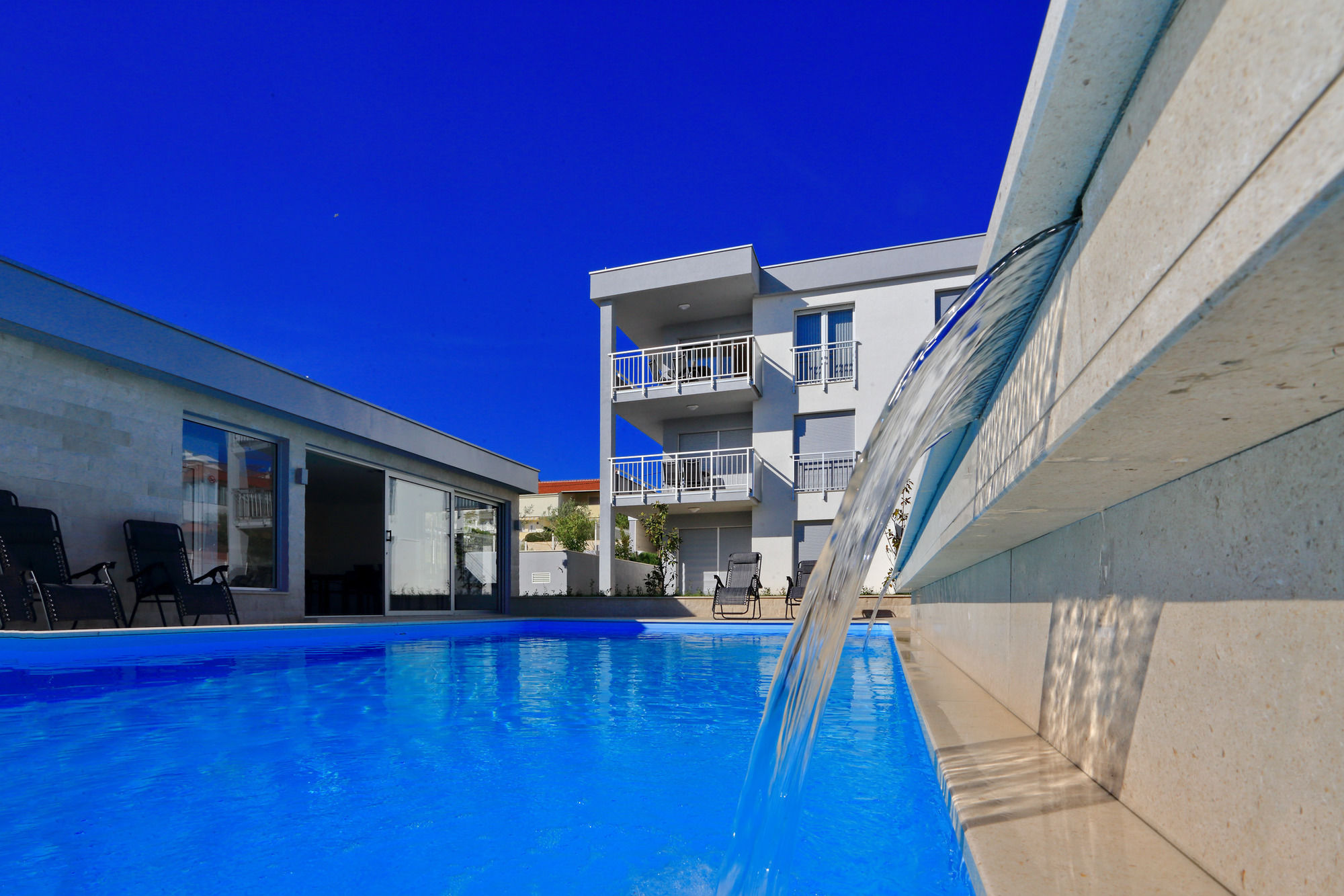 Фото SunAdria Apartments