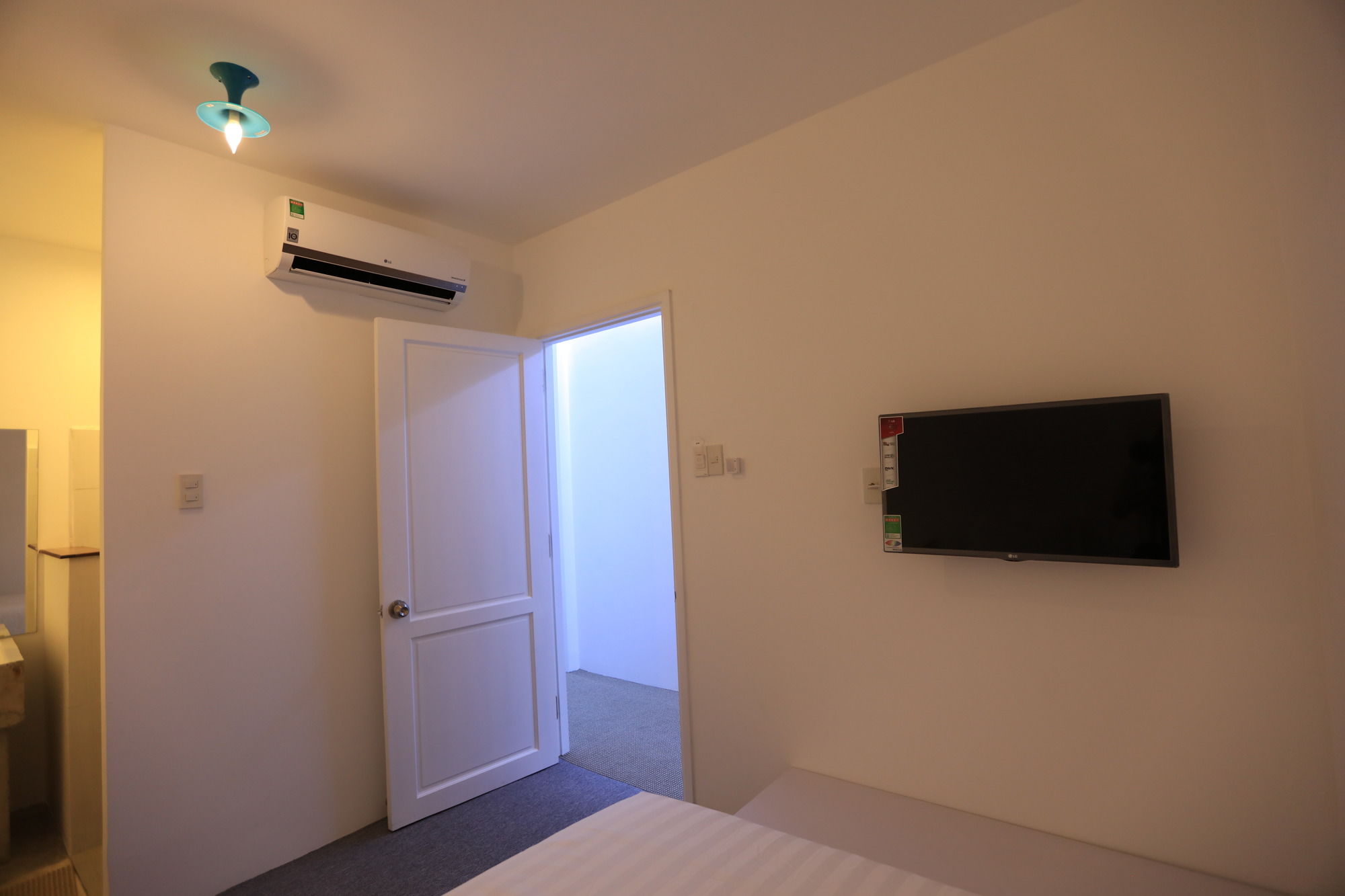 Фото Room@saigon