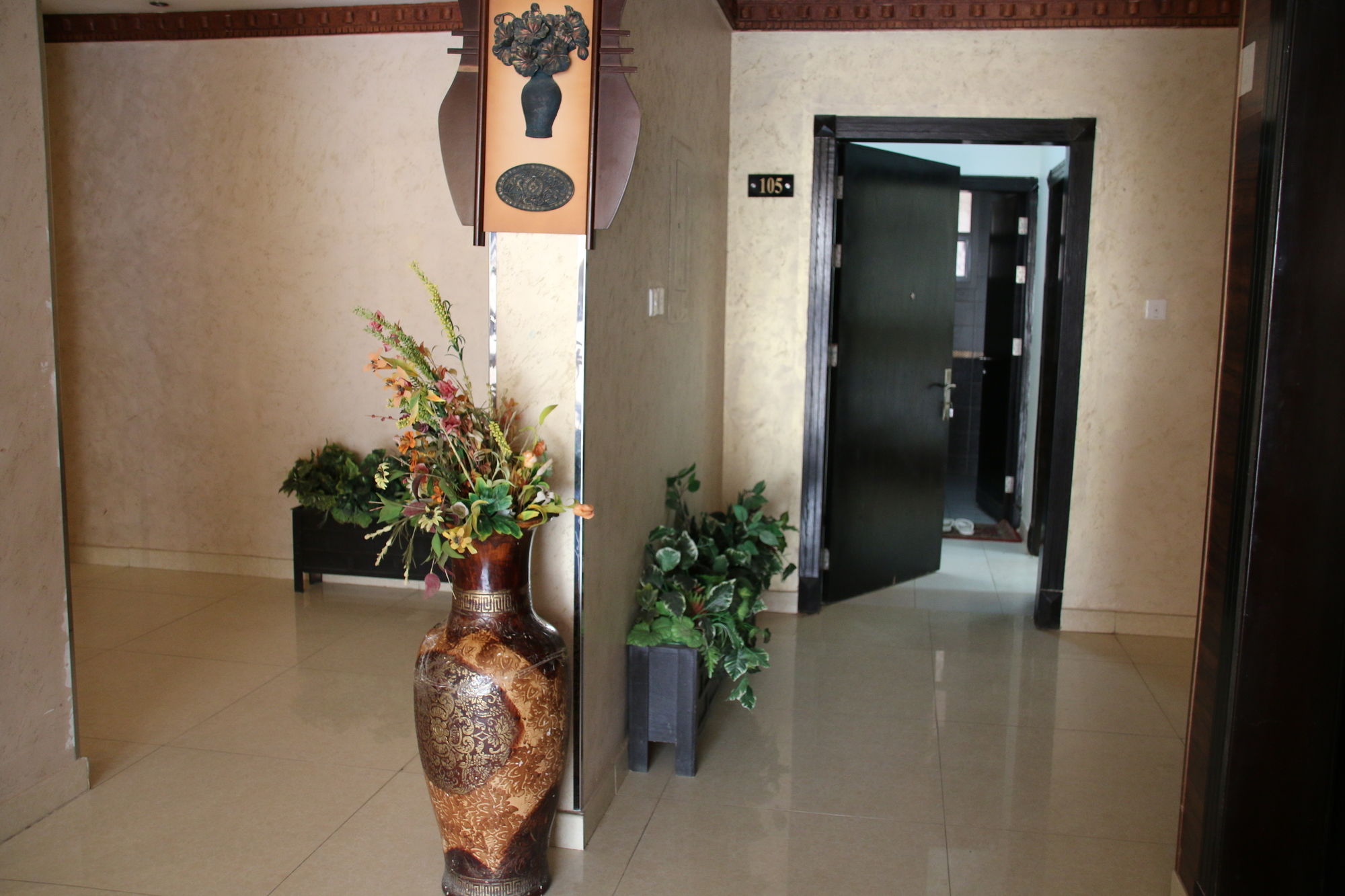 Фото Dorar Darea Hotel Apartments - Al Mughrizat