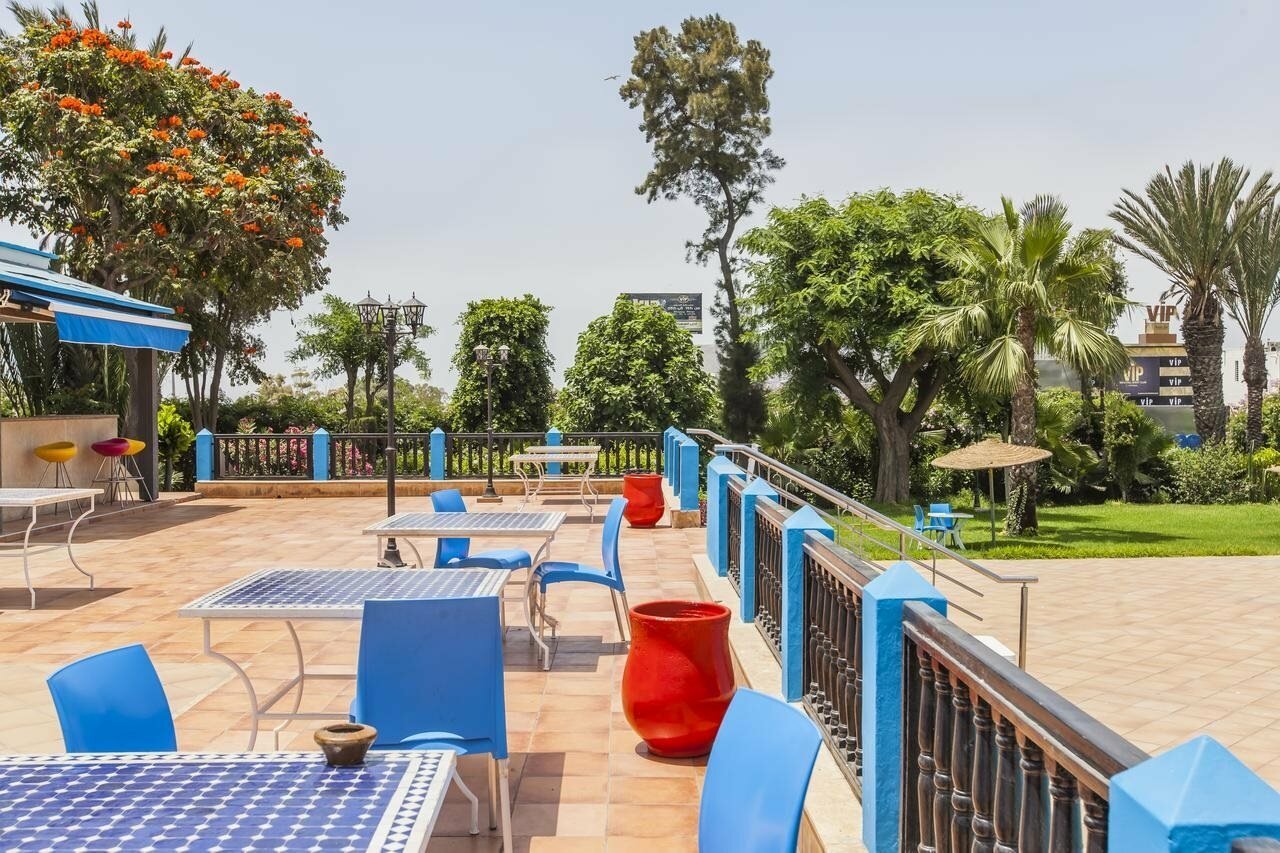 Фото Oasis Hotel & SPA