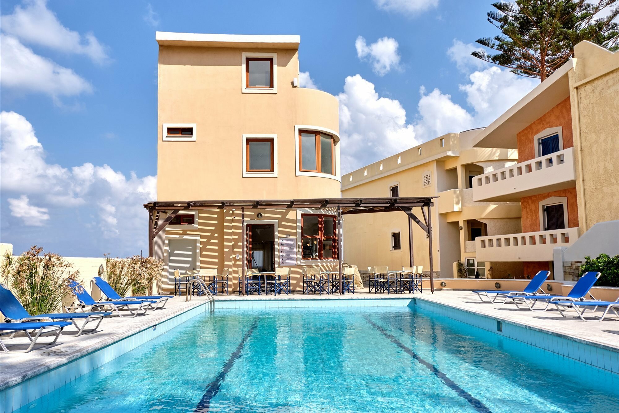 Фото Niros Beach