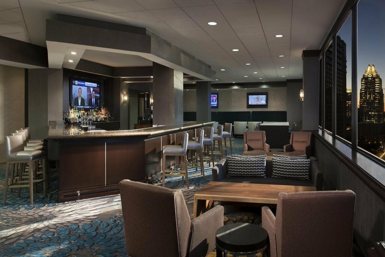 Фото Hilton Garden Inn Austin Downtown