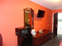 Фото Royal Inn and Suites