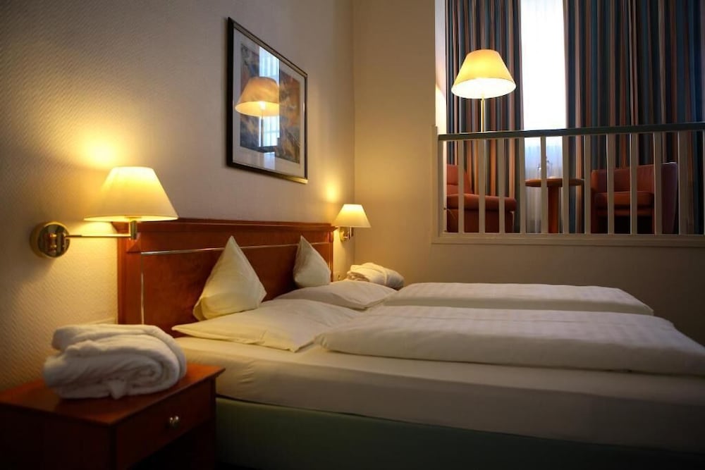 Фото Hotel Niedersaechsischer Hof