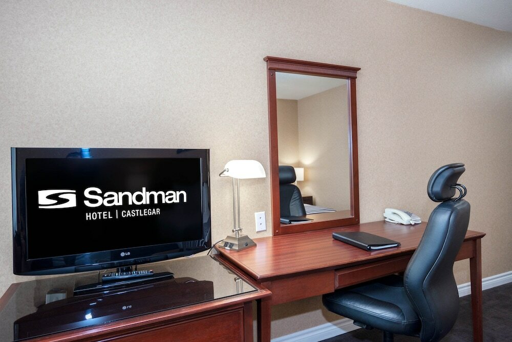 Фото Sandman Hotel Castlegar