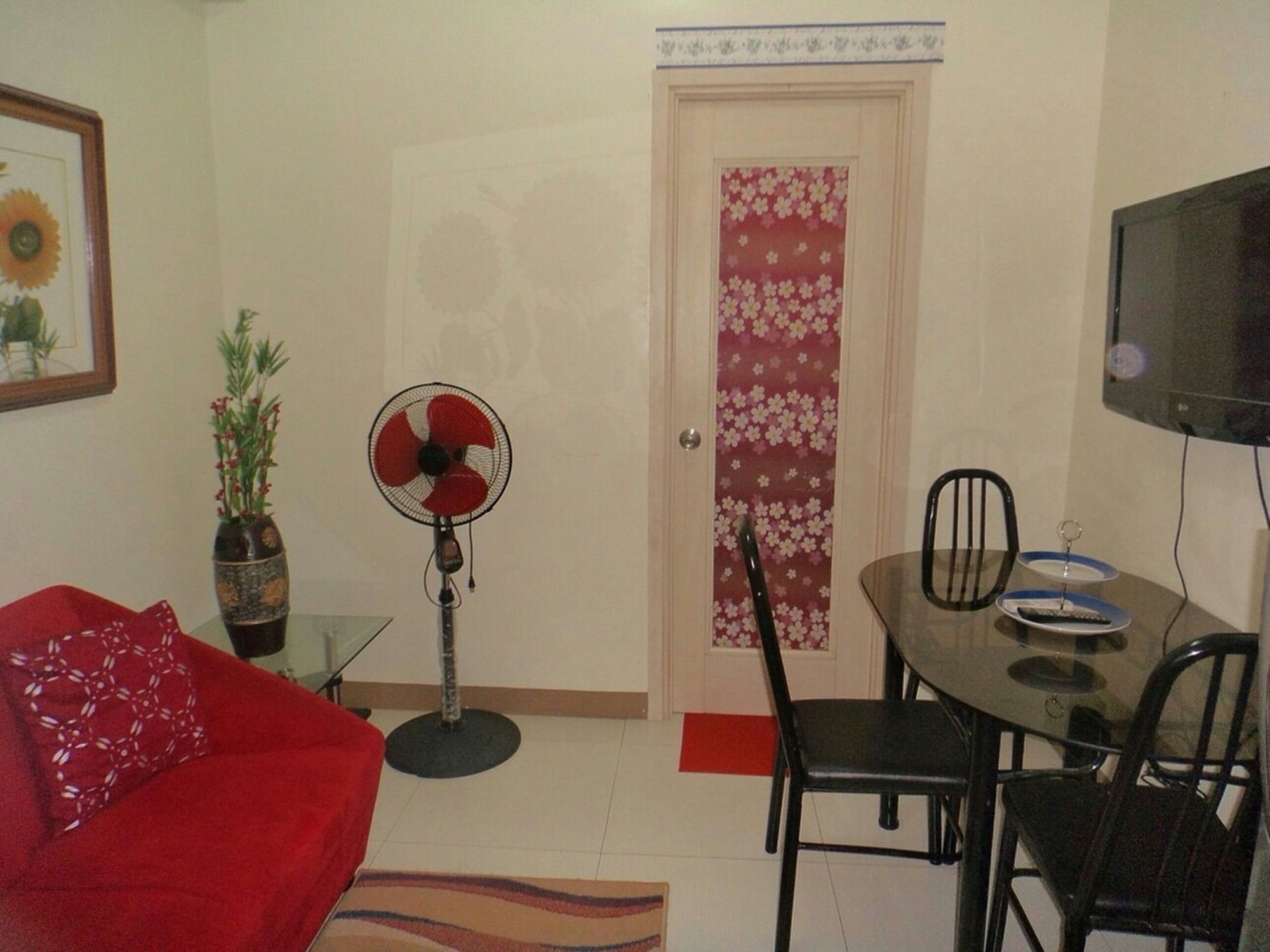 Фото KarLa's Place at Chateau Elysee