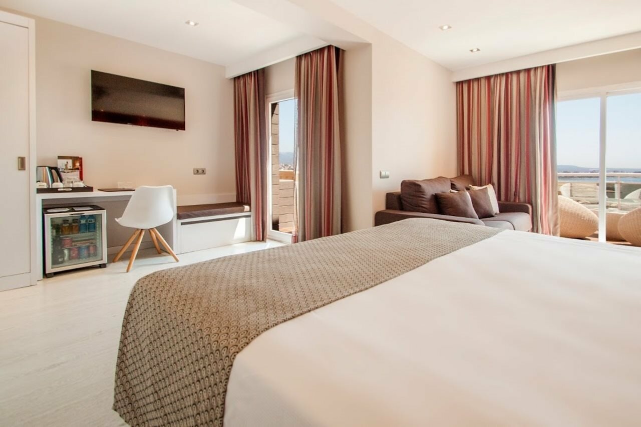 Фото Catalonia Majorica Hotel