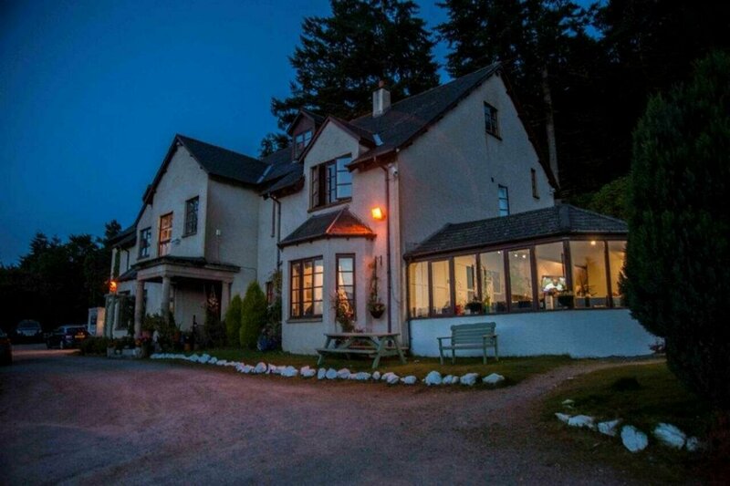 Гостиница Craigdarroch Hotel
