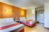 Фото Motel 6 Washington, Dc