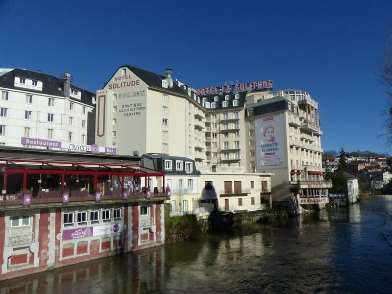 Гостиница Hotel La Solitude в Лурде