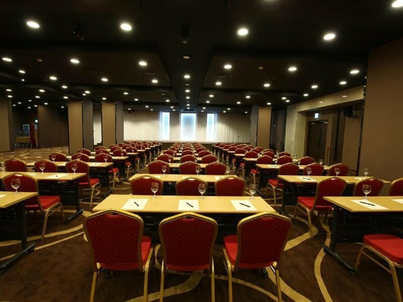 Фото Jeju Hotel the M