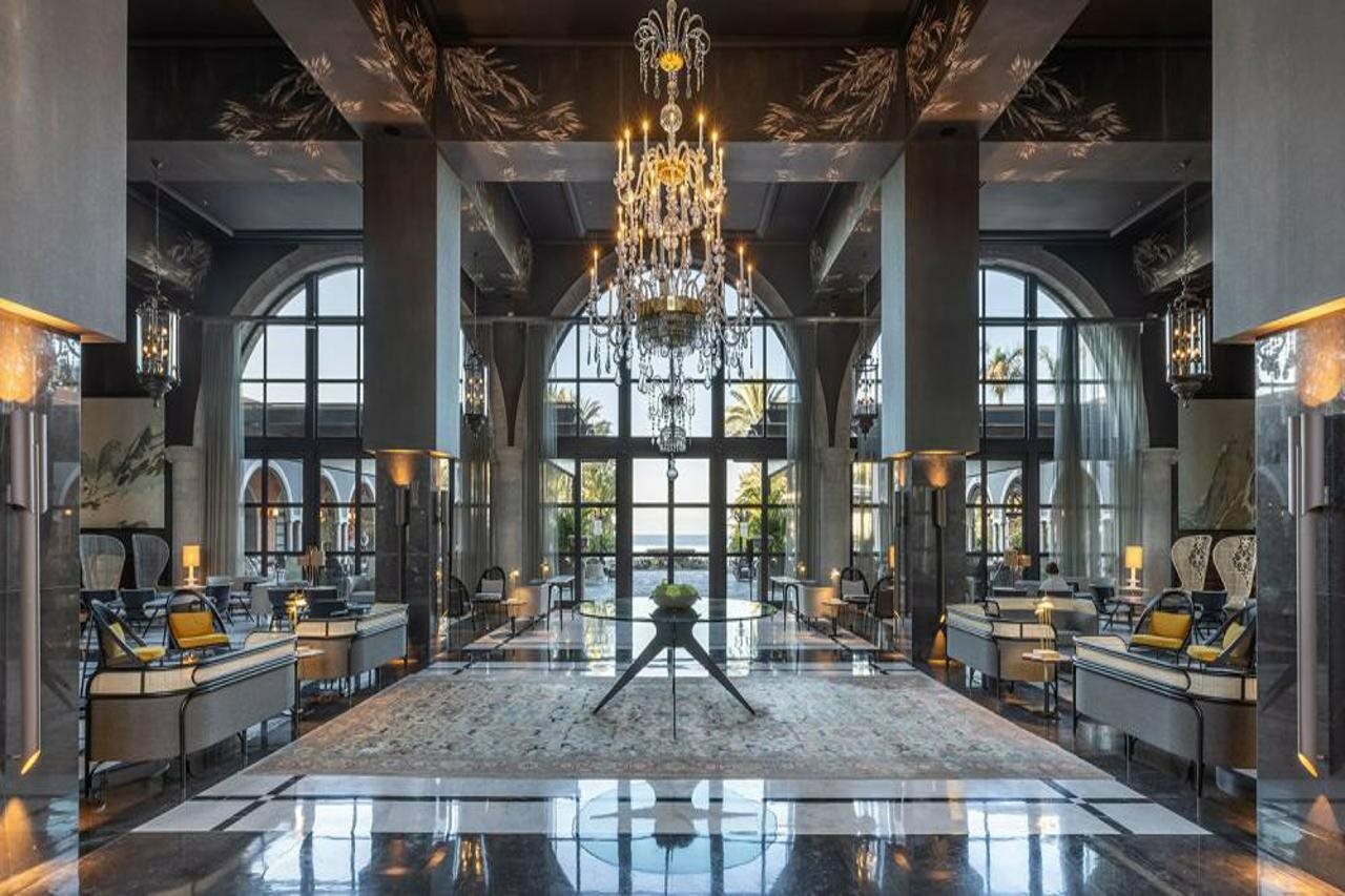 Фото отеля 2