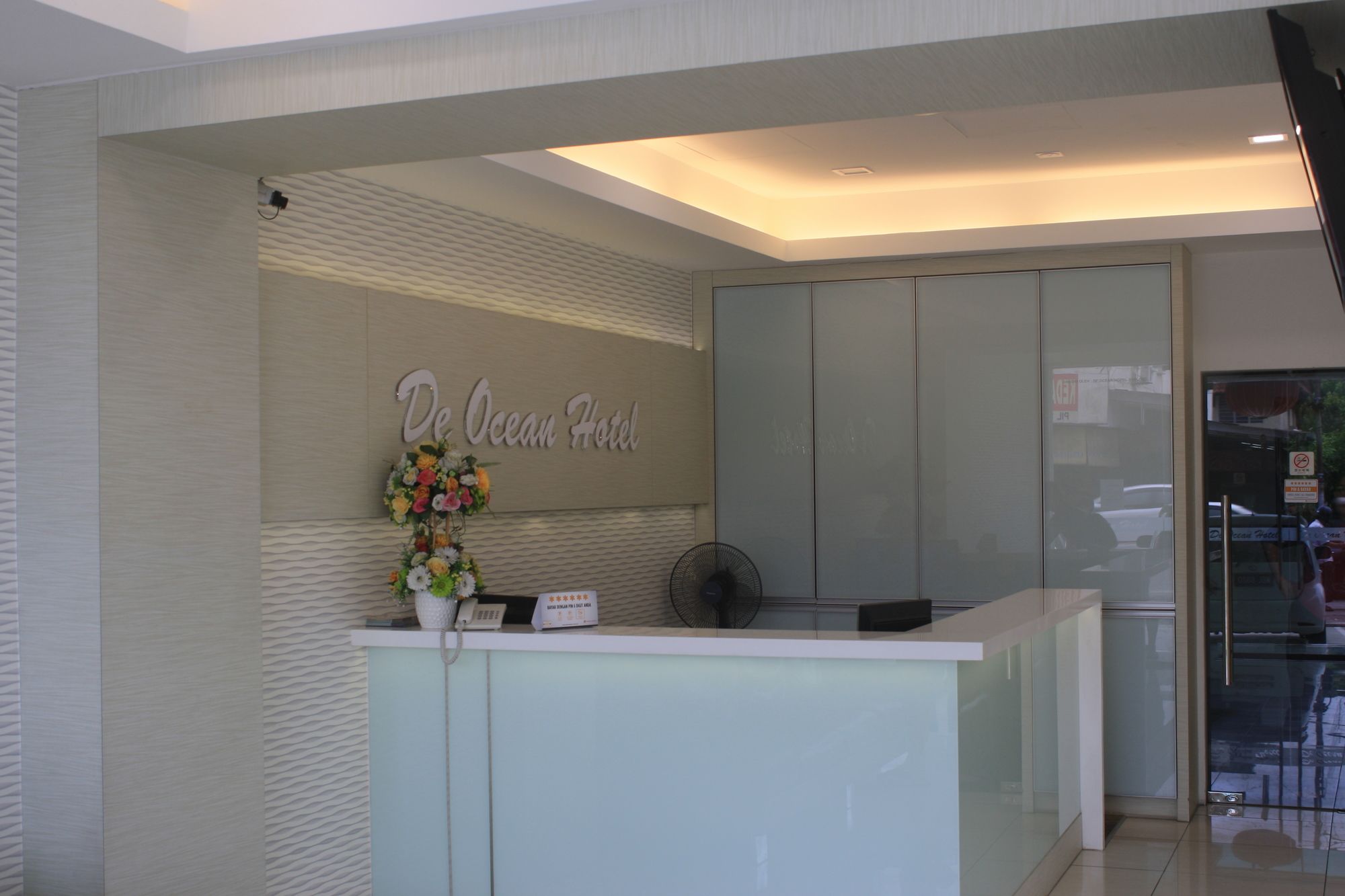 Фото De Ocean Hotel