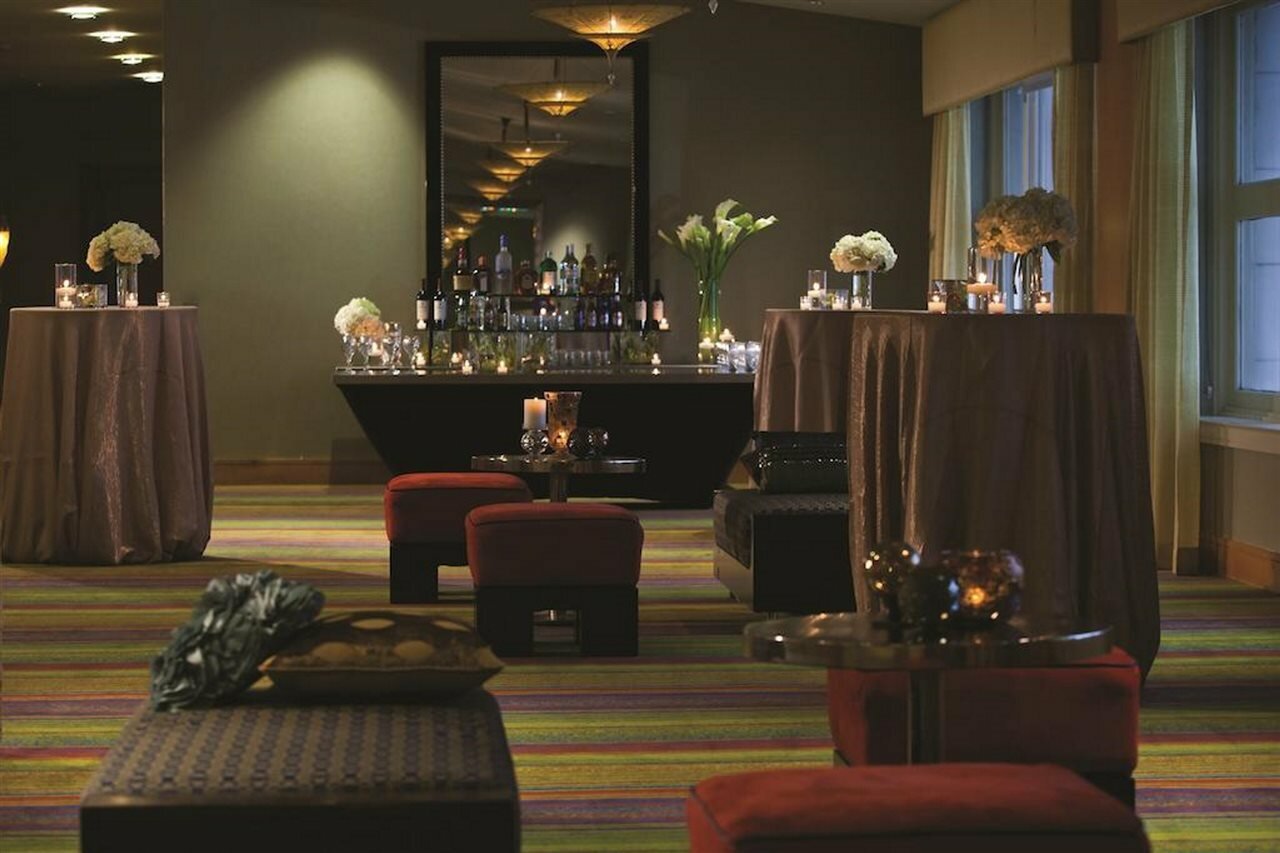 Фото Renaissance New Orleans Pere Marquette French Quarter Area Hotel