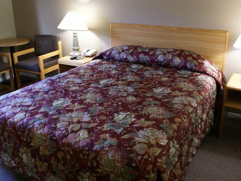 Фото Heritage Inn San Diego