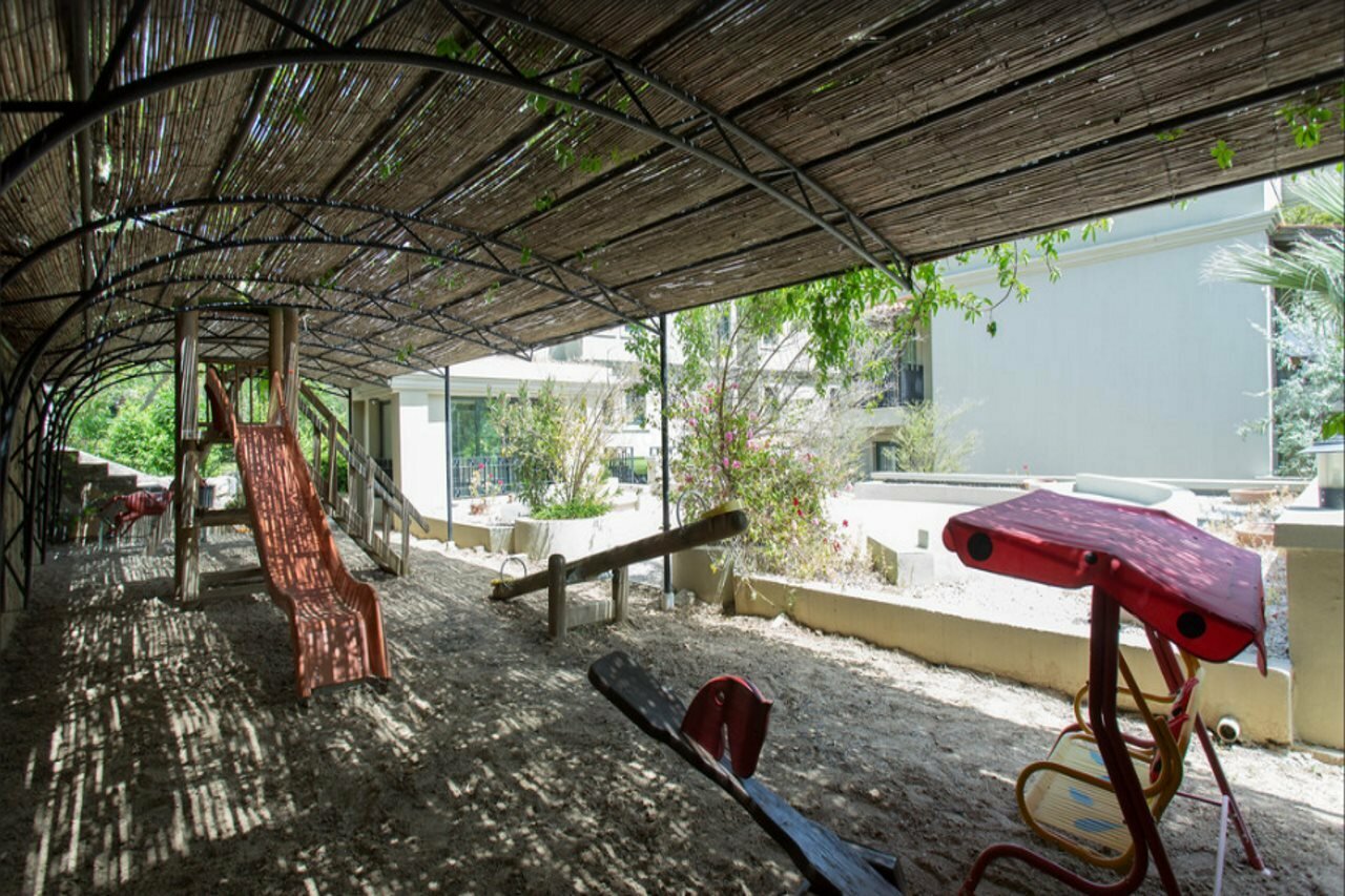 Фото Zeytinada Hotel