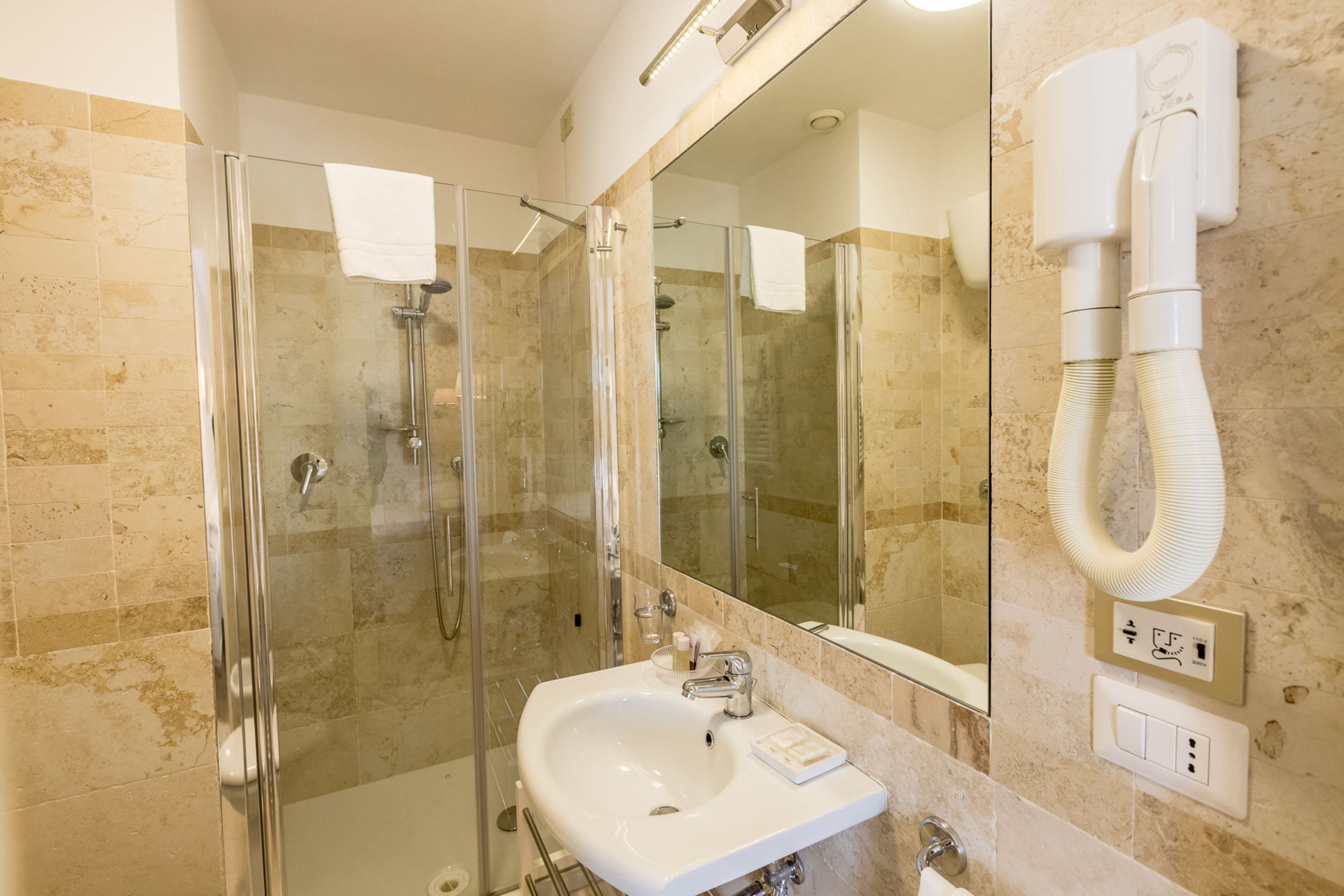 Фото Hotel Modigliani