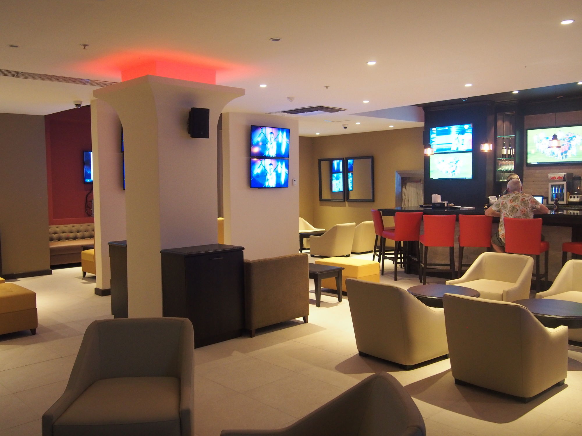 Фото Taormina Hotel and Casino