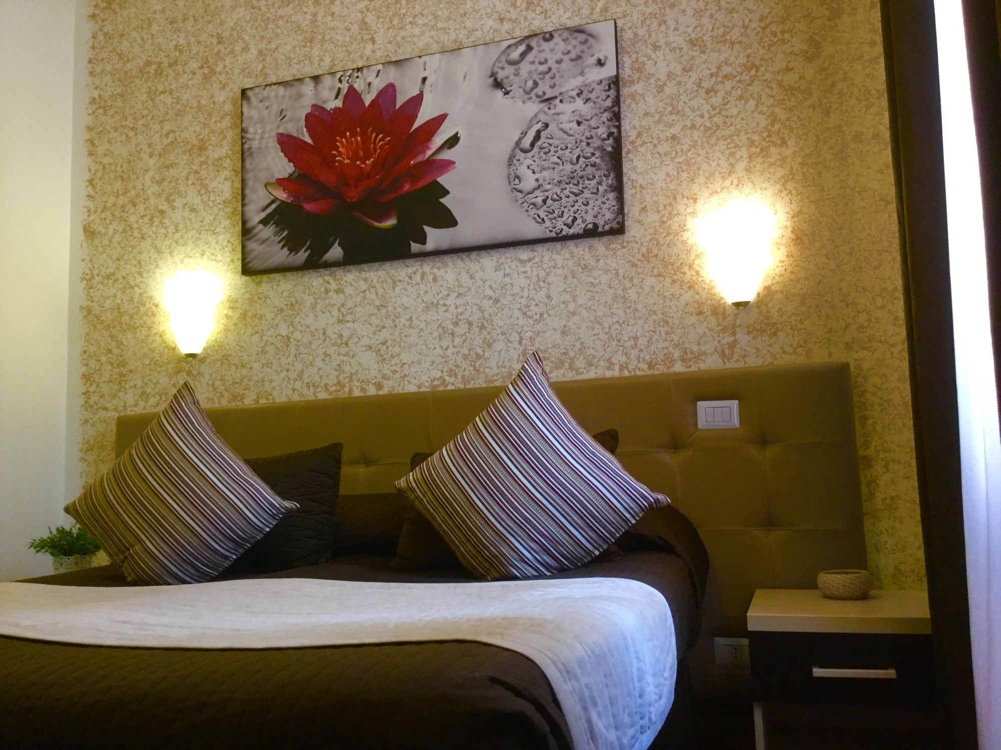 Фото Castel Sant'Angelo Inn