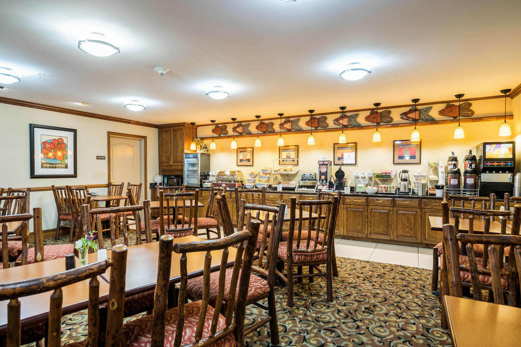 Фото Comfort Inn & Suites