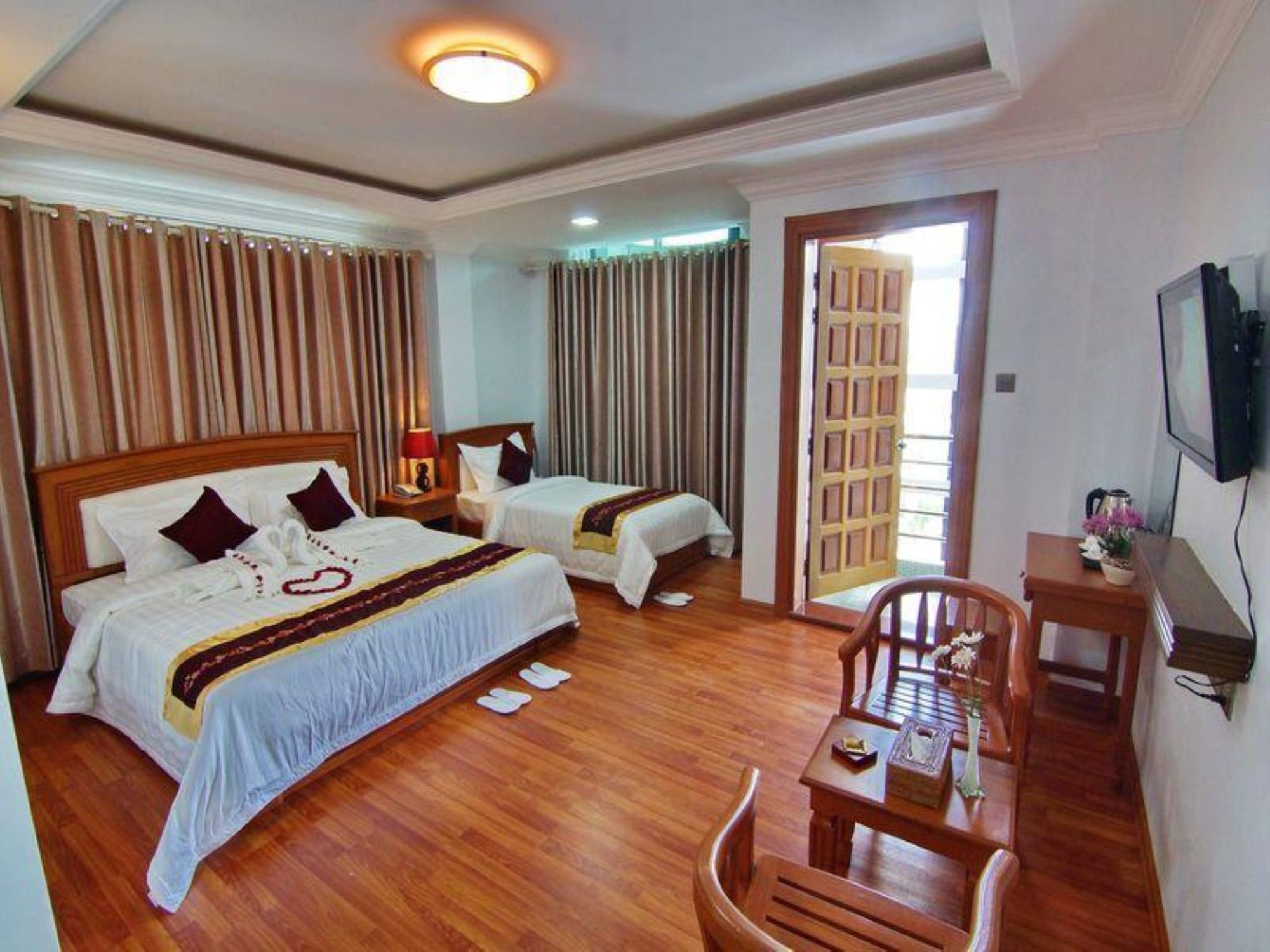 Фото Yuan Sheng Hotel