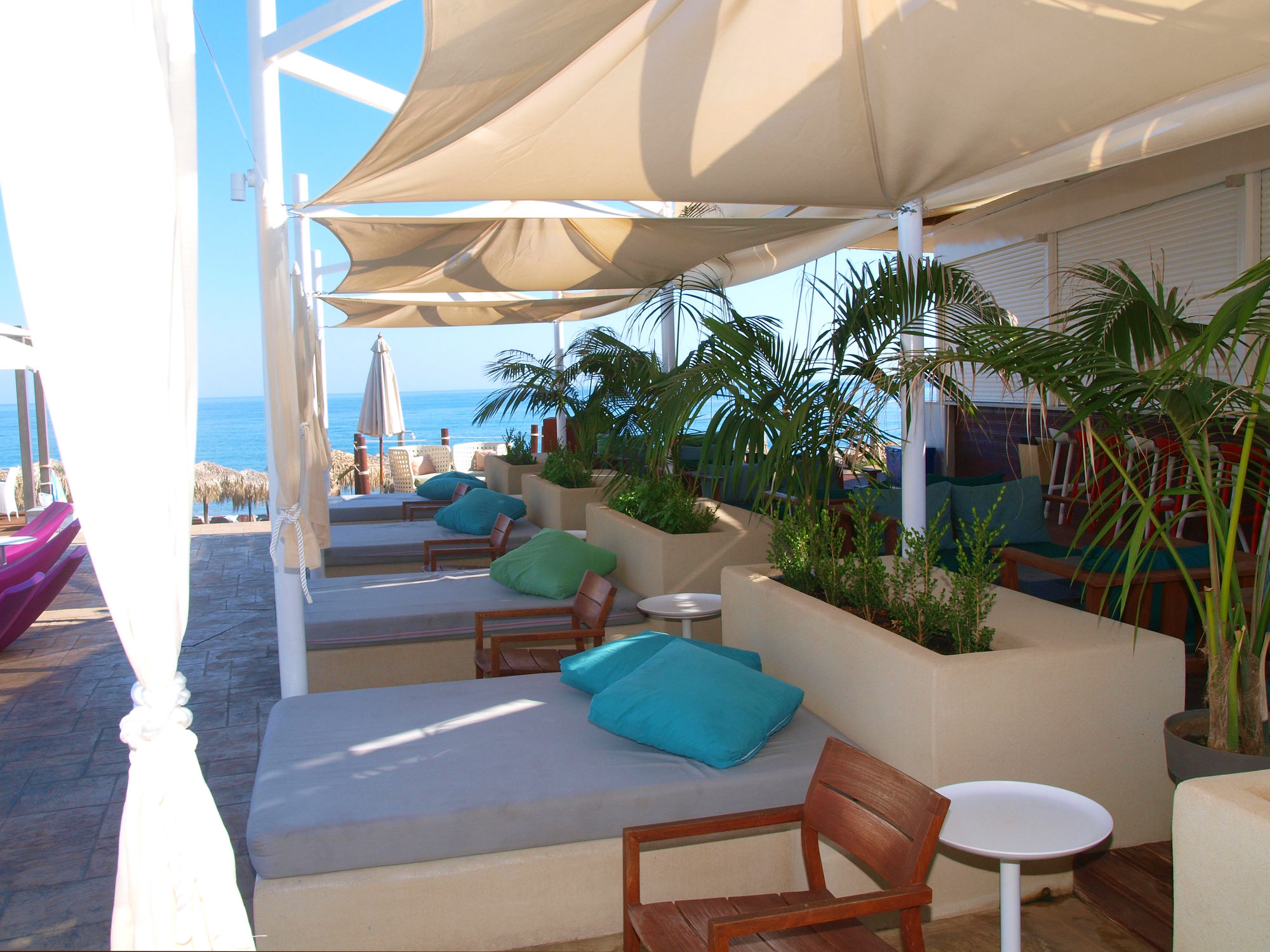 Фото Mylos Hotel Apartments
