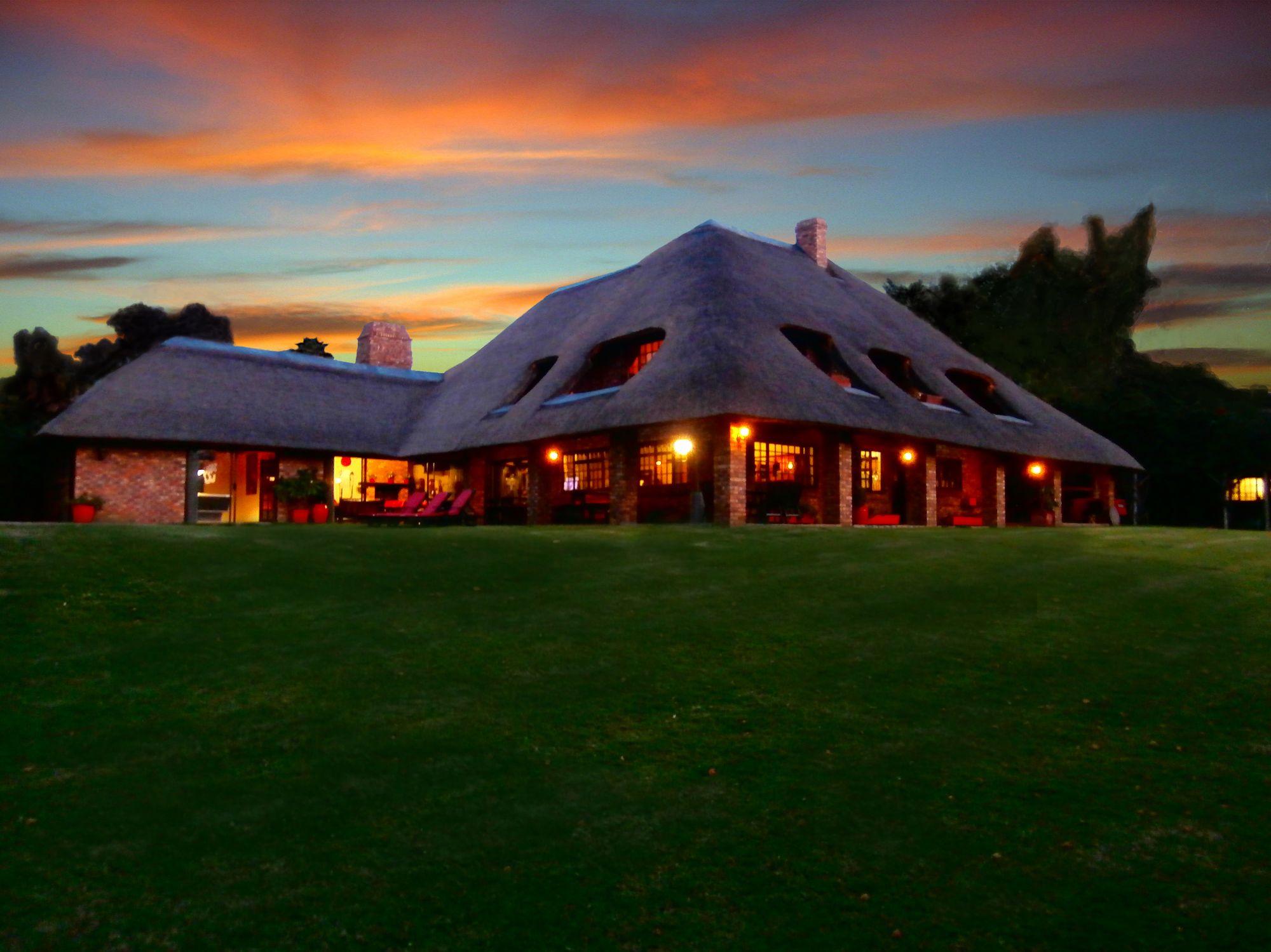 Фото African Footprints Lodge