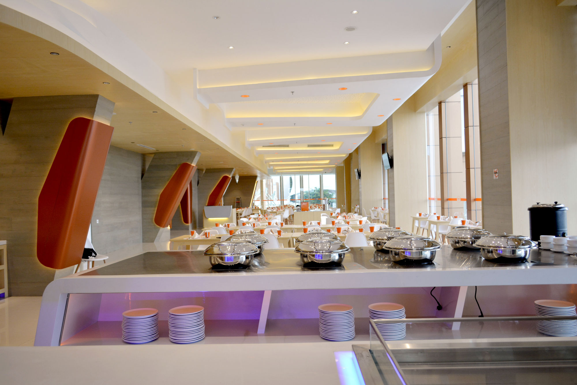 Фото Harris Hotel & Conventions Bekasi