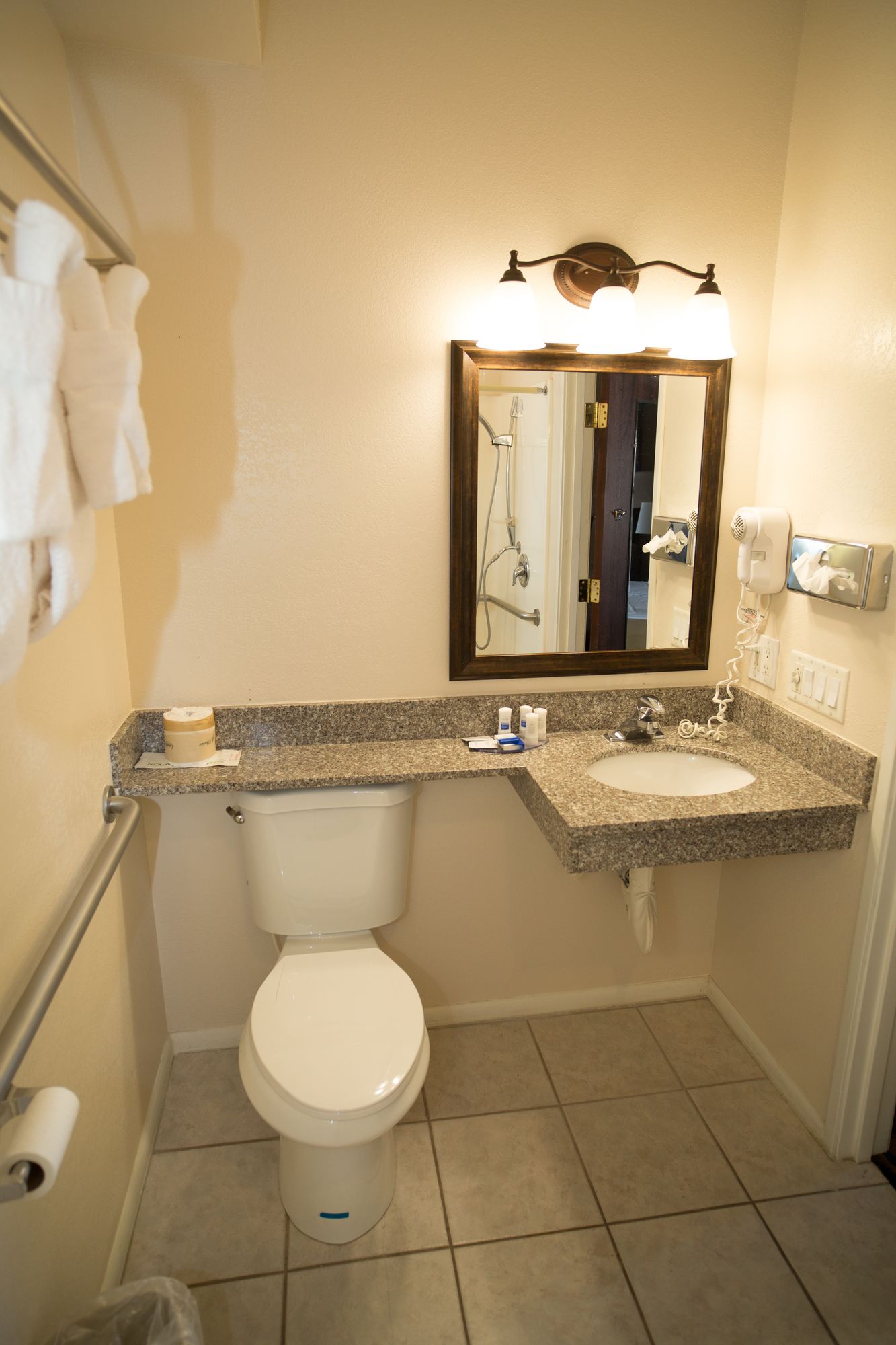 Фото Best Western Butch Cassidy Inn